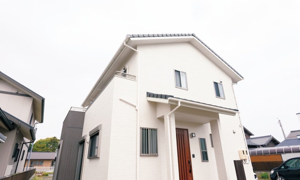 のびのびと子育てを！子ども部屋は3部屋・広々庭付きの家